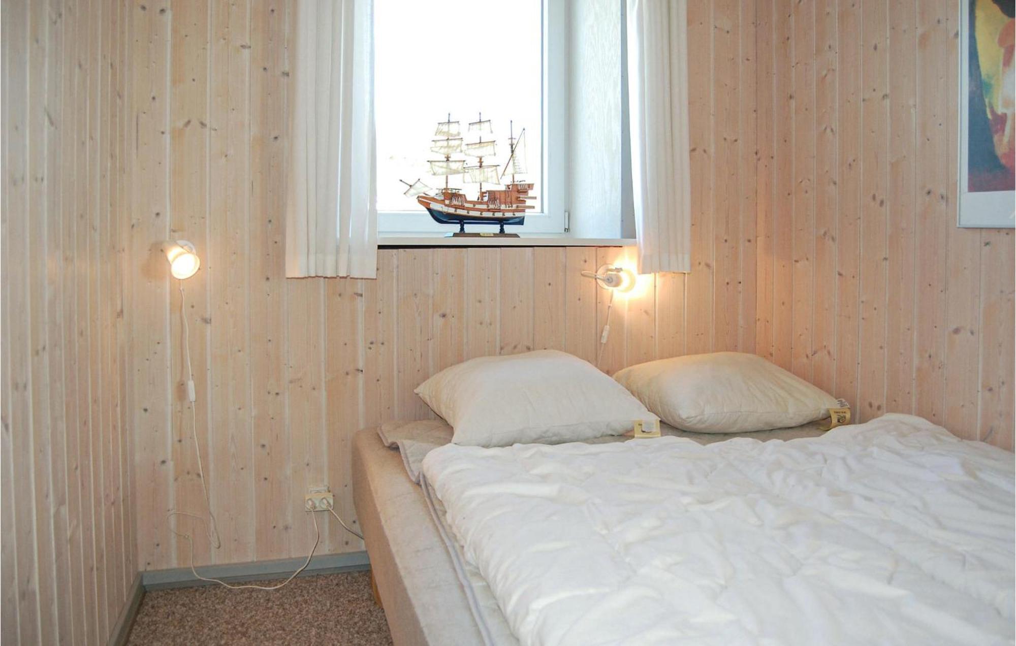 2 Bedroom Gorgeous Home In Hvide Sande Havrvig Exterior photo